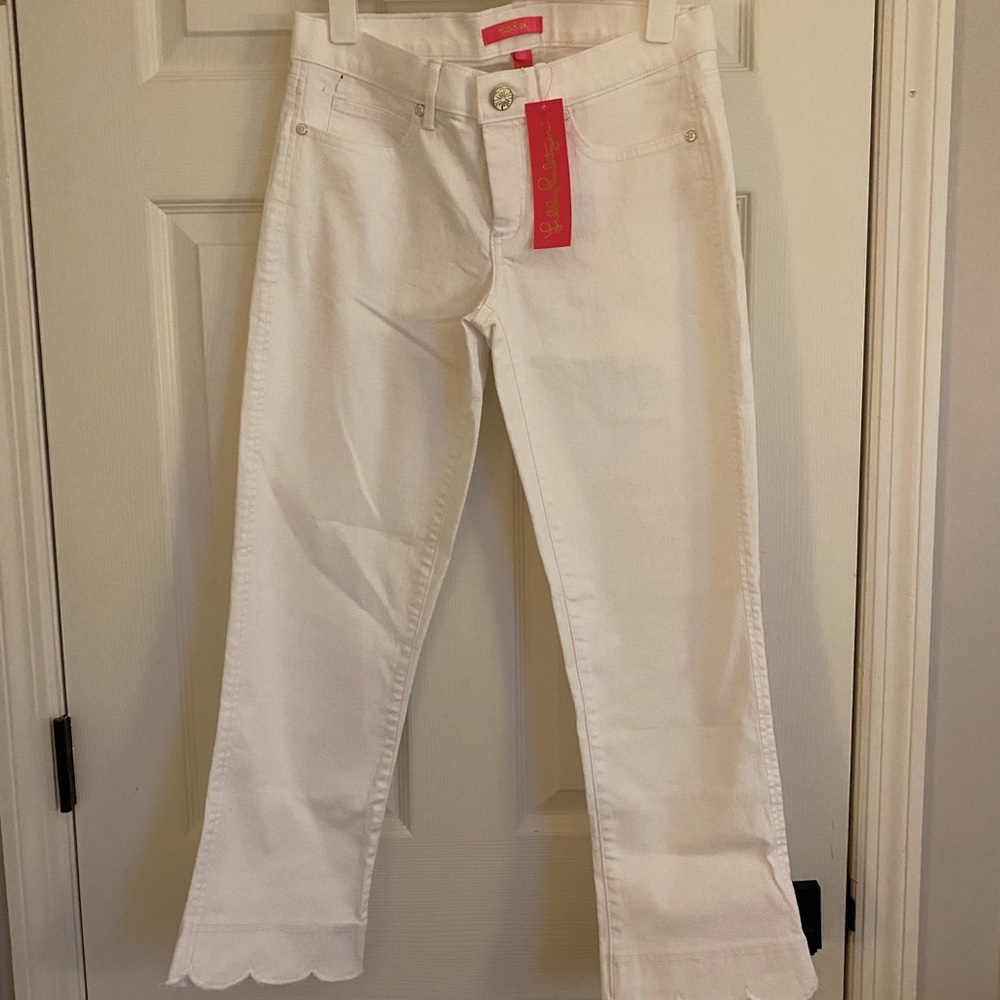 Lilly Pulitzer White Scalloped ankle jeans size 6